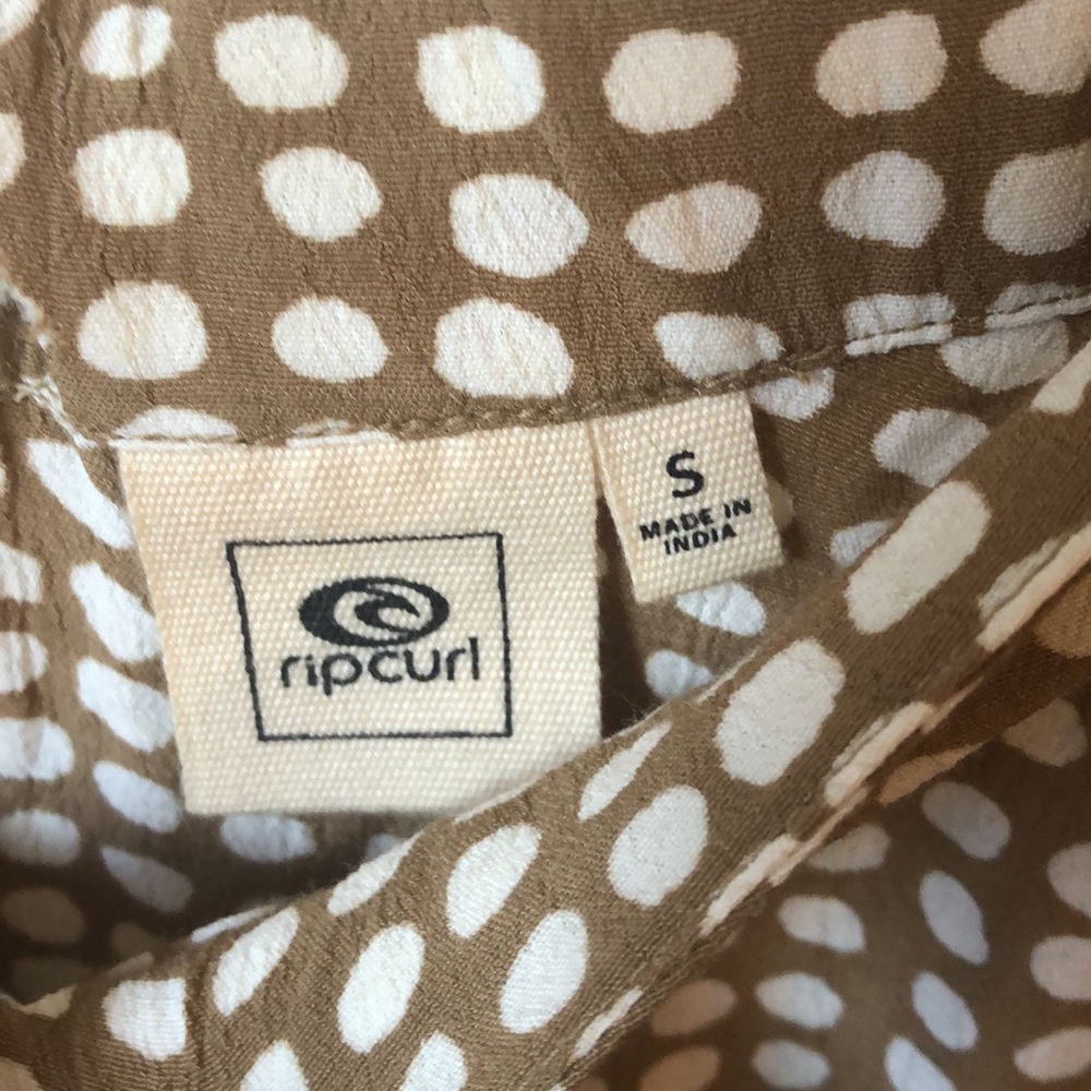 Short flowy by Ripcurl - Picture 3 of 6
